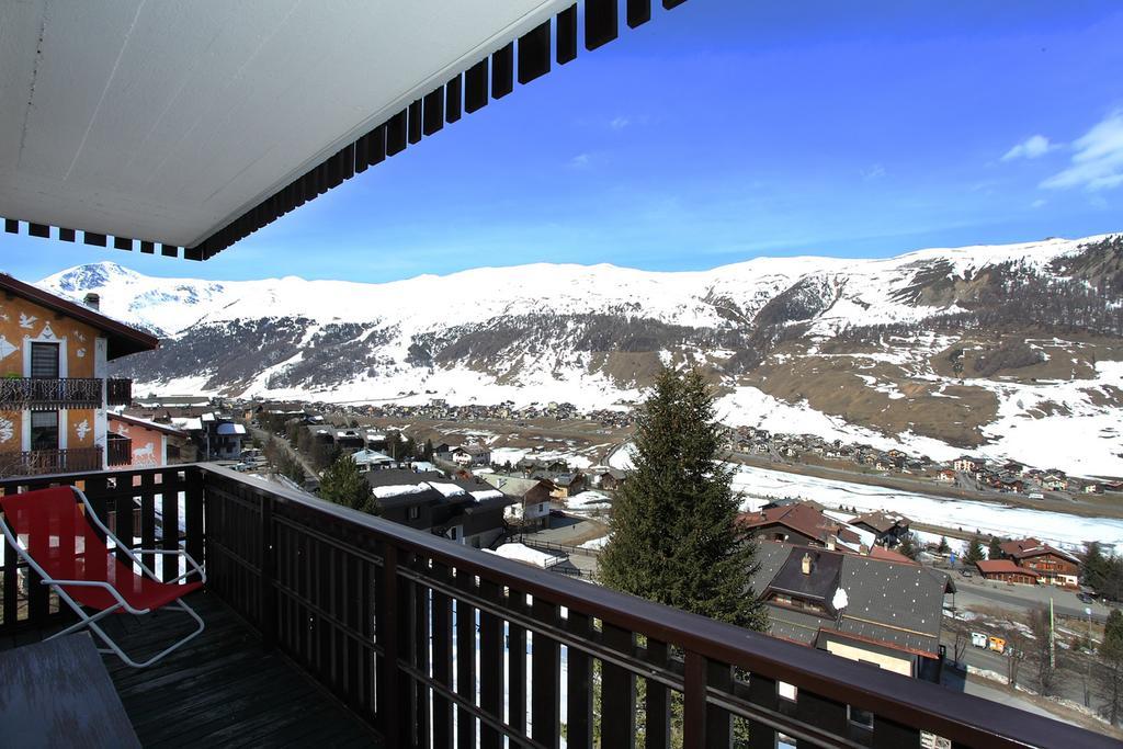 Apartment Vista - Happy *
